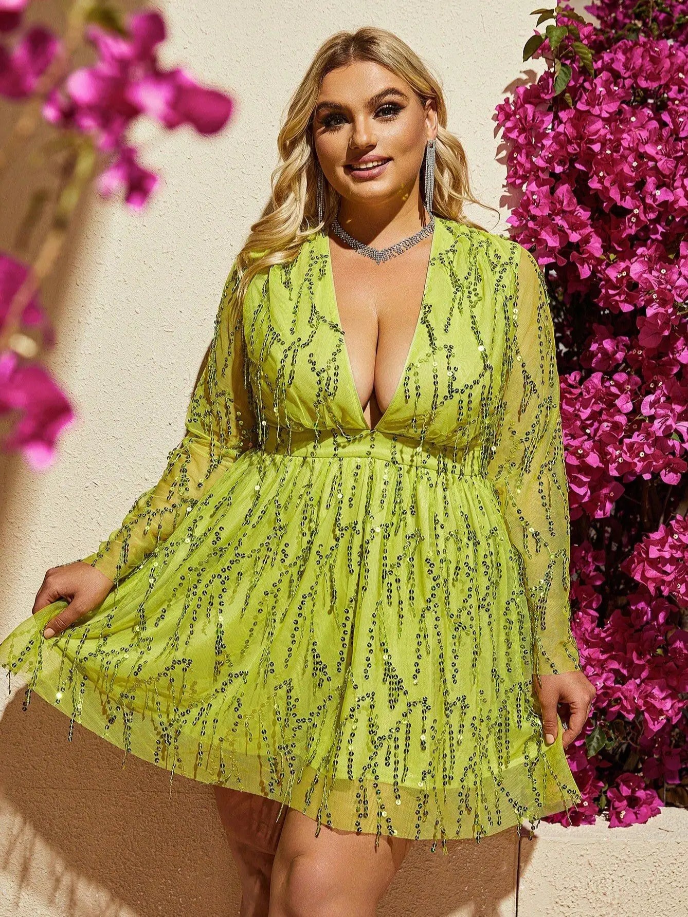 Women's Dress Plus Size Sexy Dress Long Mesh Sleeves Deep V Neck Fringe Sequin Evening Dress