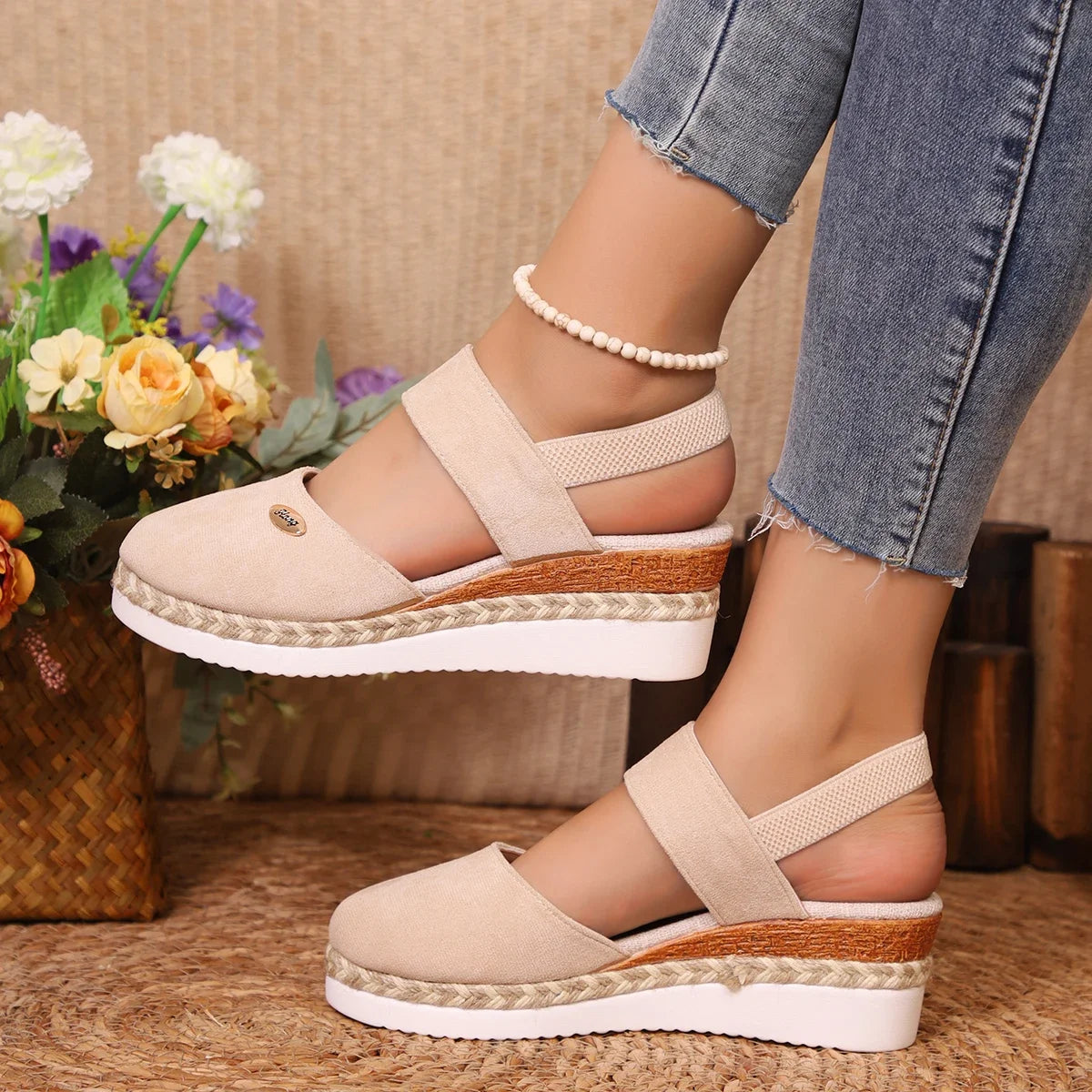 Women High Quality Closed Toe Wedge Comfortable Sandals