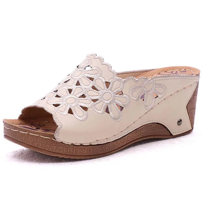 Women Sandals Summer Outdoor Walking Shoes Slip On Wedge Retro Sandal. 36-43