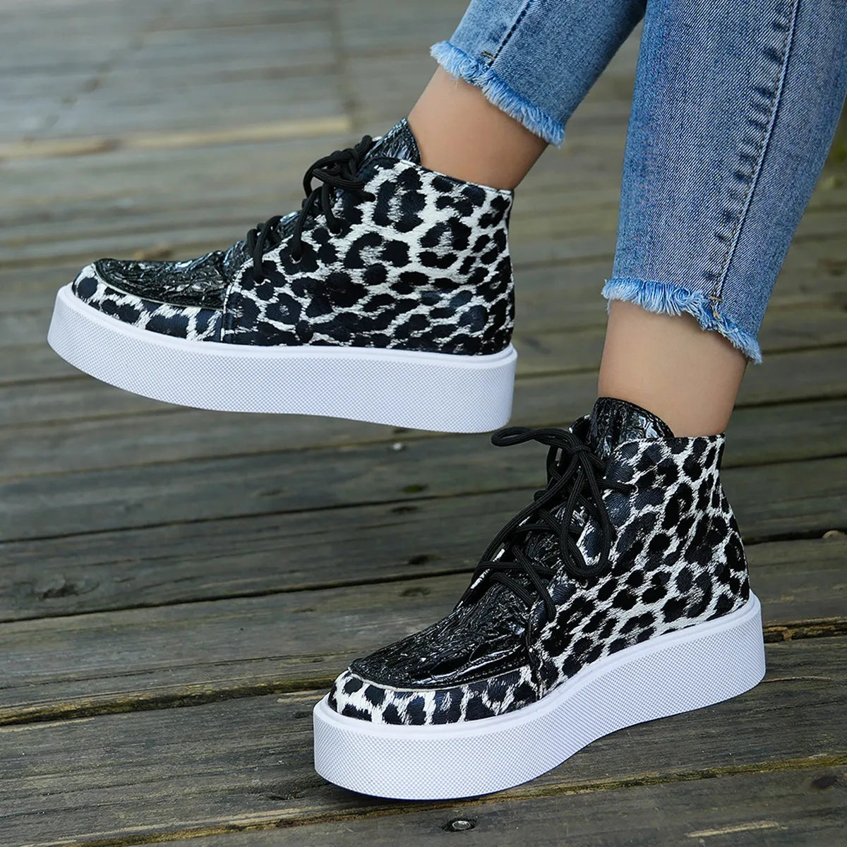 Woman's Sneakers Flats Casual Comfortable Urban Fashion Leopard Print