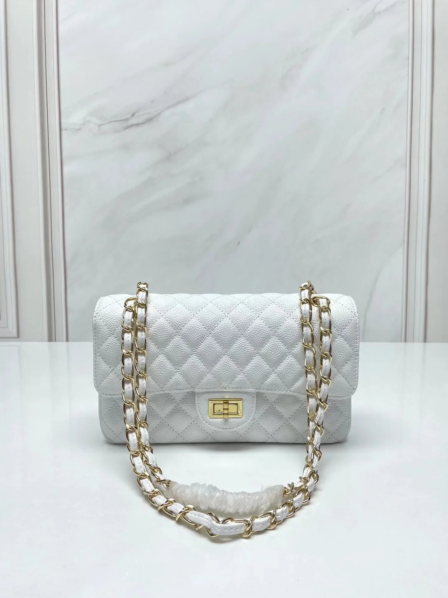 New Vintage Cow Leather Argyle Chain Hand/Cross body Designer Bag 25CM