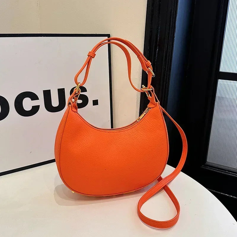 Crescent Single Shoulder Hand/Crossbody Bag Fashionable Commuting Niche Handbag