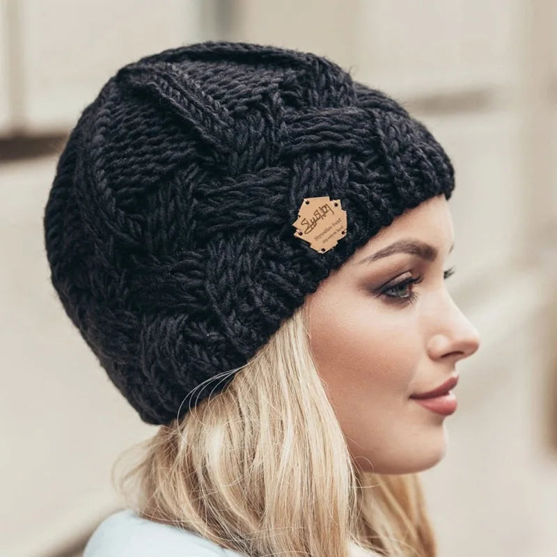 Autumn and Winter Knitted Hat with Retro Style Diamond Grid Knitted Yarn, Men's and Women's Fashion Hats