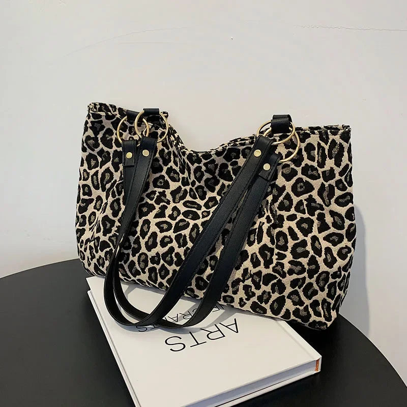 New Fashion Tote Bag Shopping and Travel Canvas Popular Handbag Large Capacity Leopard Shoulder Bag