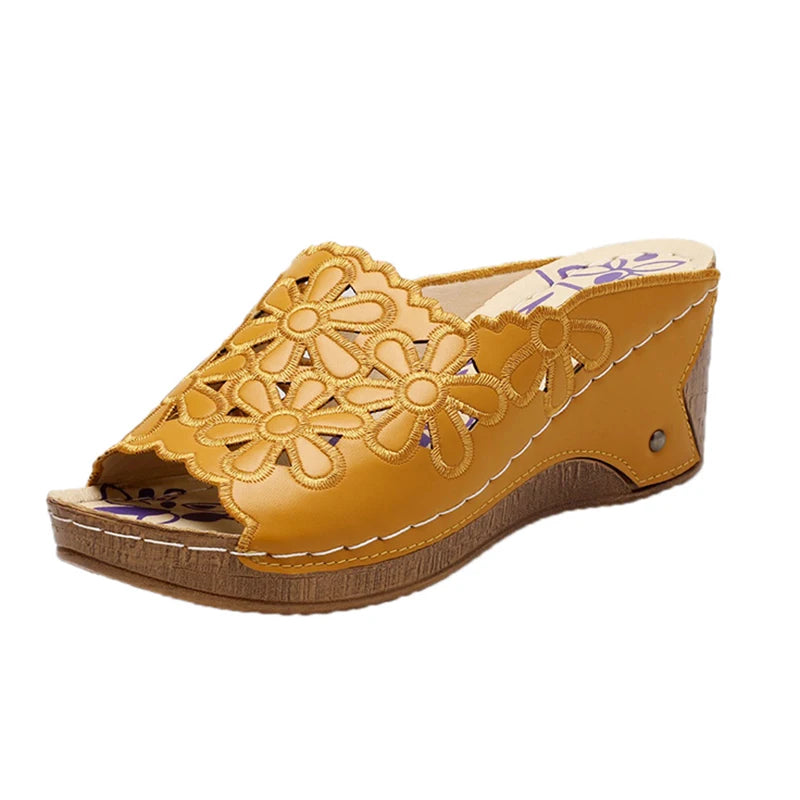 Women Sandals Summer Outdoor Walking Shoes Slip On Wedge Retro Sandal. 36-43