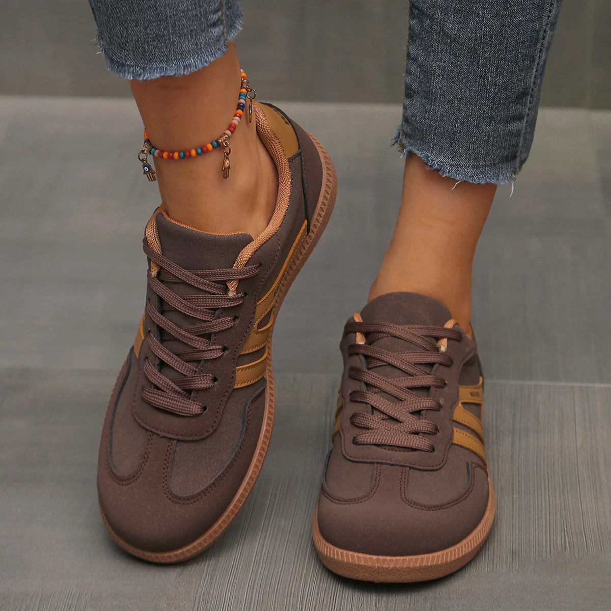 Women Sneakers 2025 Spring New Luxury Flat Loafers Comfortable Slip on Soft Lightweight Outdoor Shoes .