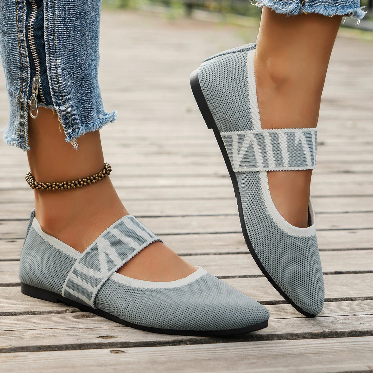 Knitted Color-block Women's Flat Shoes Casual striped straps Pointed Toe Loafers.