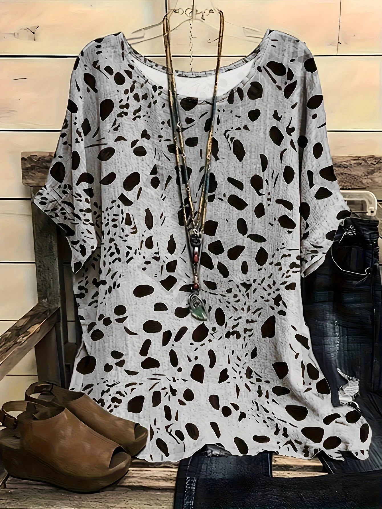 Plus Size 1XL-5XL Women Casual Loose Spot Print Blouse Fashion Vintage Round Neck.