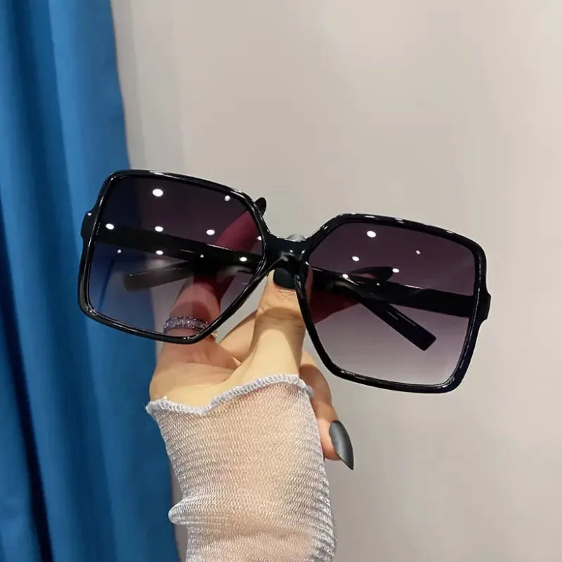 Oversize Square Sunglasses Women Retro Fashion Personality Gradient Black Female Outdoor Shades