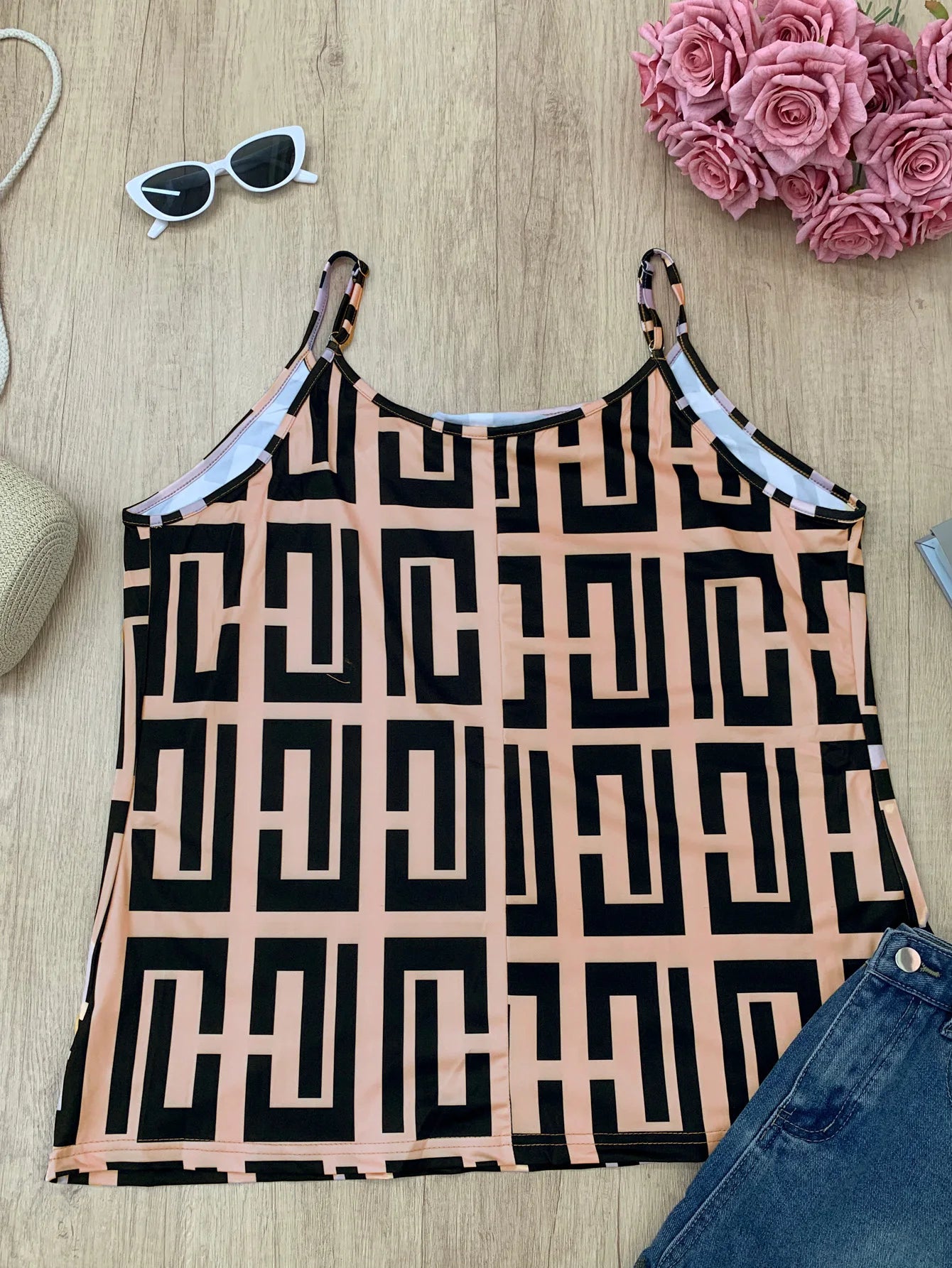 Plus size women's clothing elegant and fashionable contrast printed tops spring, summer and autumn style. 1X-5X