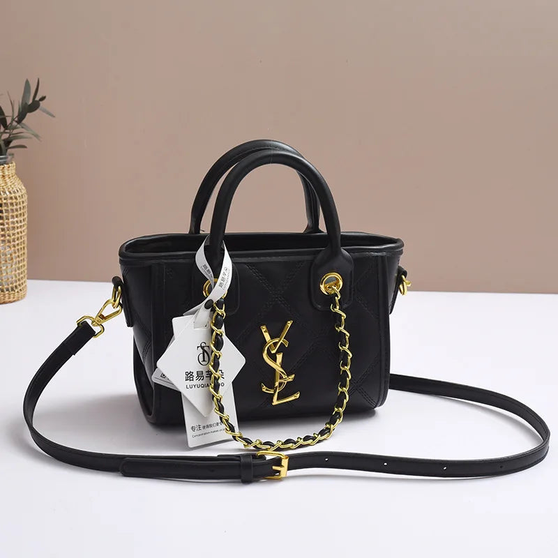 2025 New Style Handbag With Texture, Large Capacity Bucket Bag, Fashionable And Versatile Single Shoulder Crossbody Bag