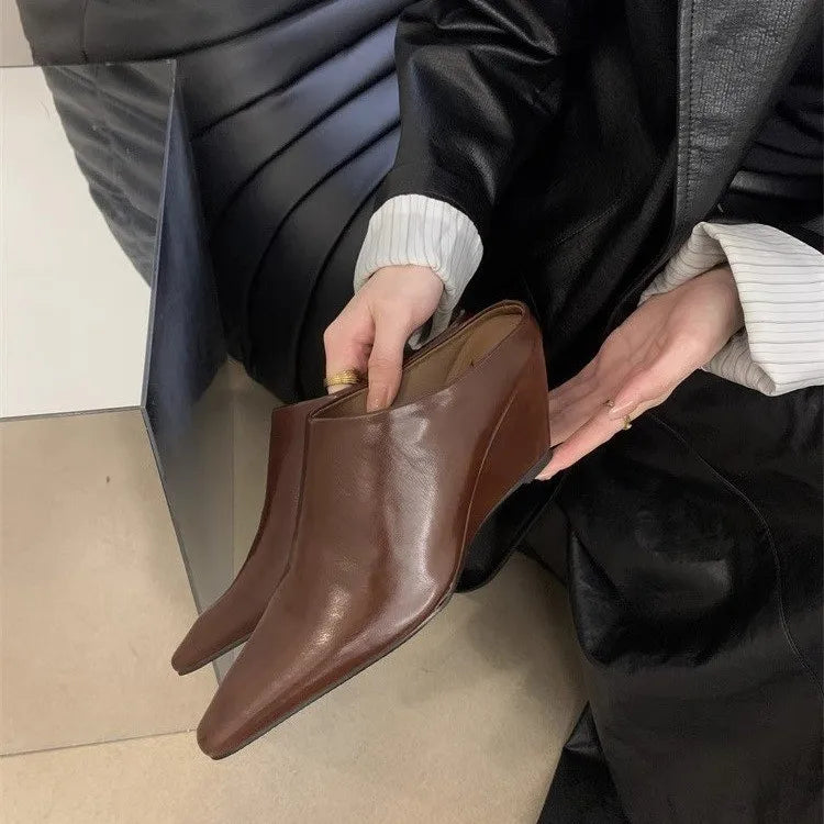European Soft Leather Slope Heel High Fashion Shoe