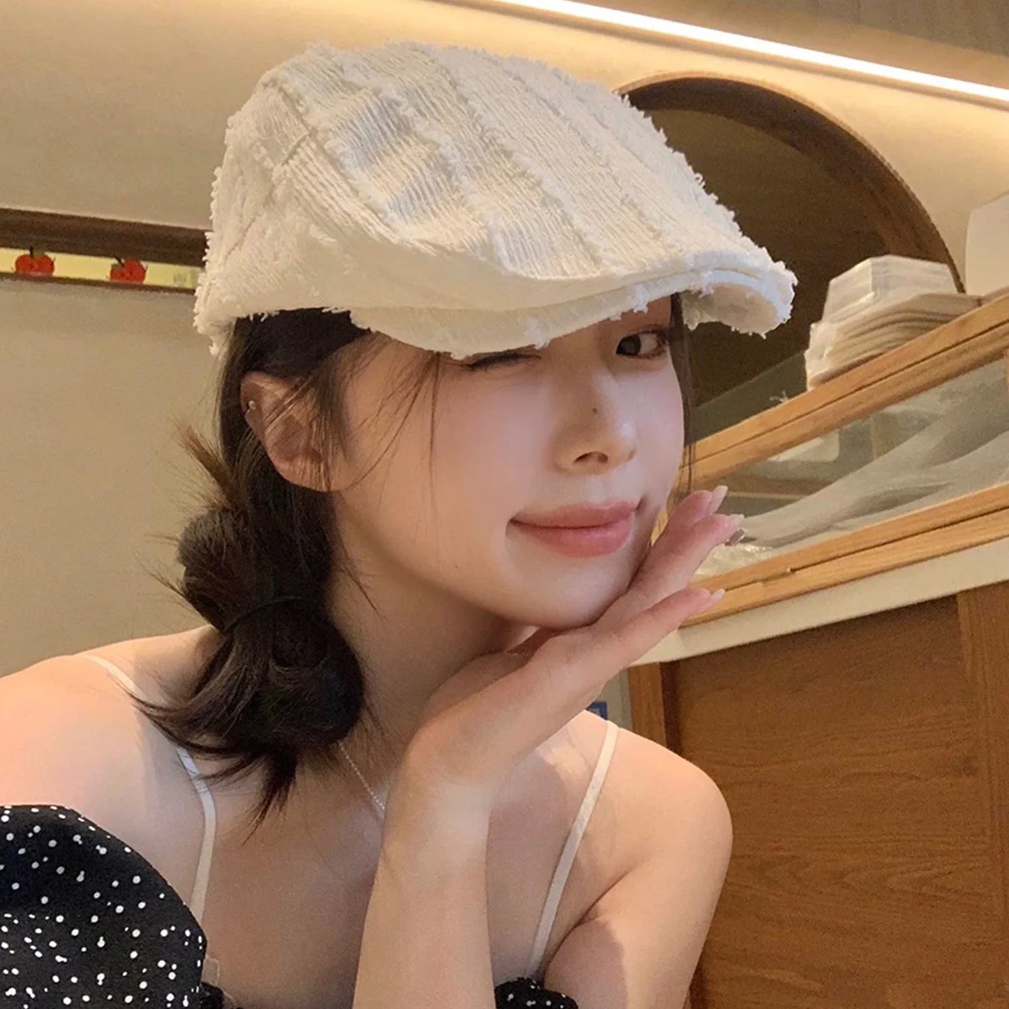 2025 New Ladies' Beret with Retro Frayed Edges Small and Sweet Duckbill Hat Japanese and Korean Fashion Artist Hat