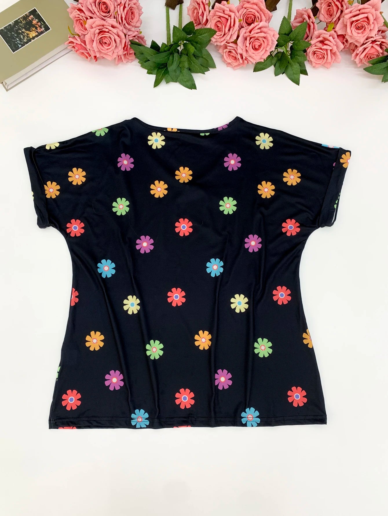 Plus size women's floral print V-neck shirt casual style perfect for spring and summer