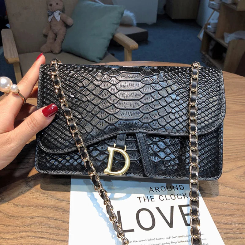 New Snake Pattern Small Luxury Genuine Cowhide Leather Handbag/ Purse.