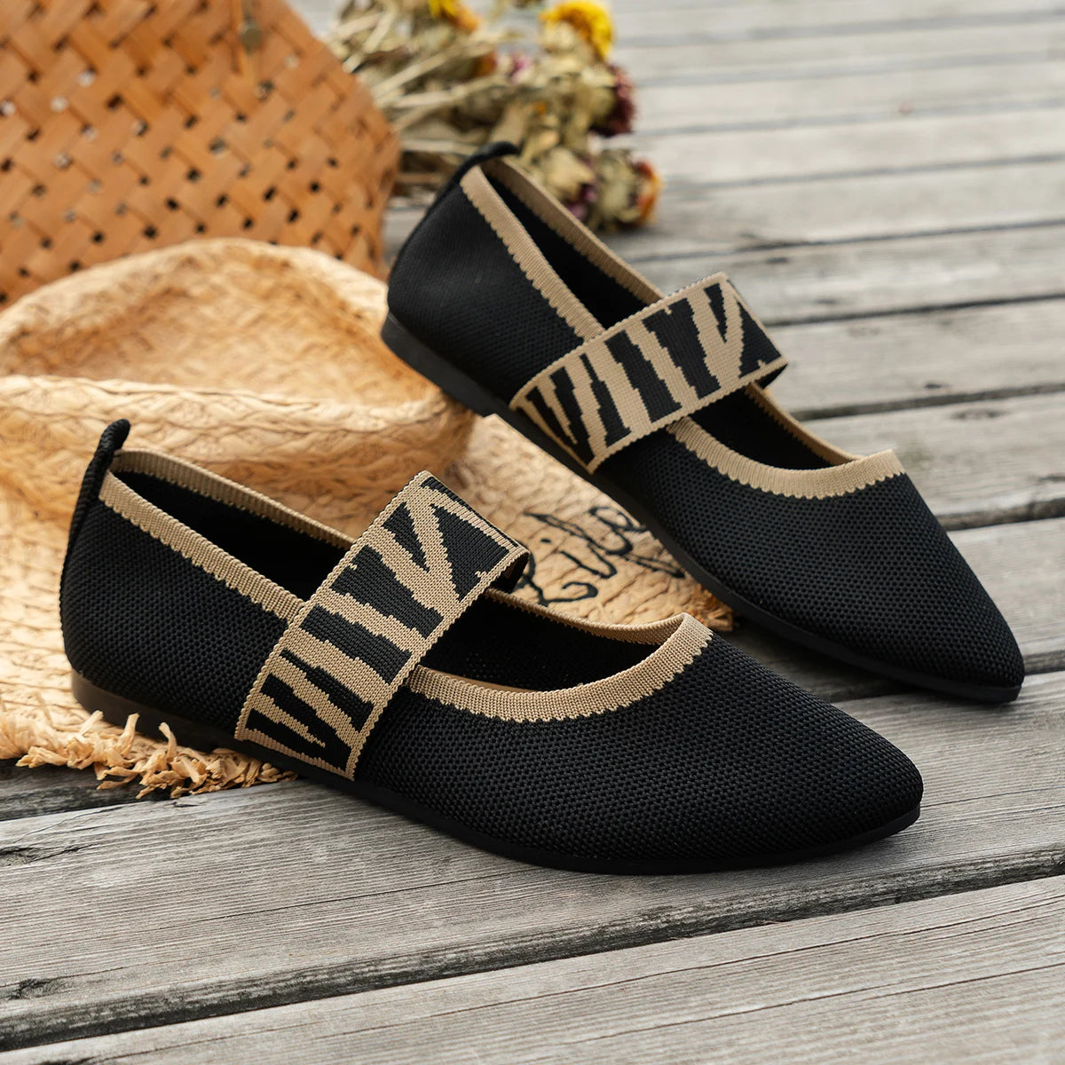 Knitted Color-block Women's Flat Shoes Casual striped straps Pointed Toe Loafers.