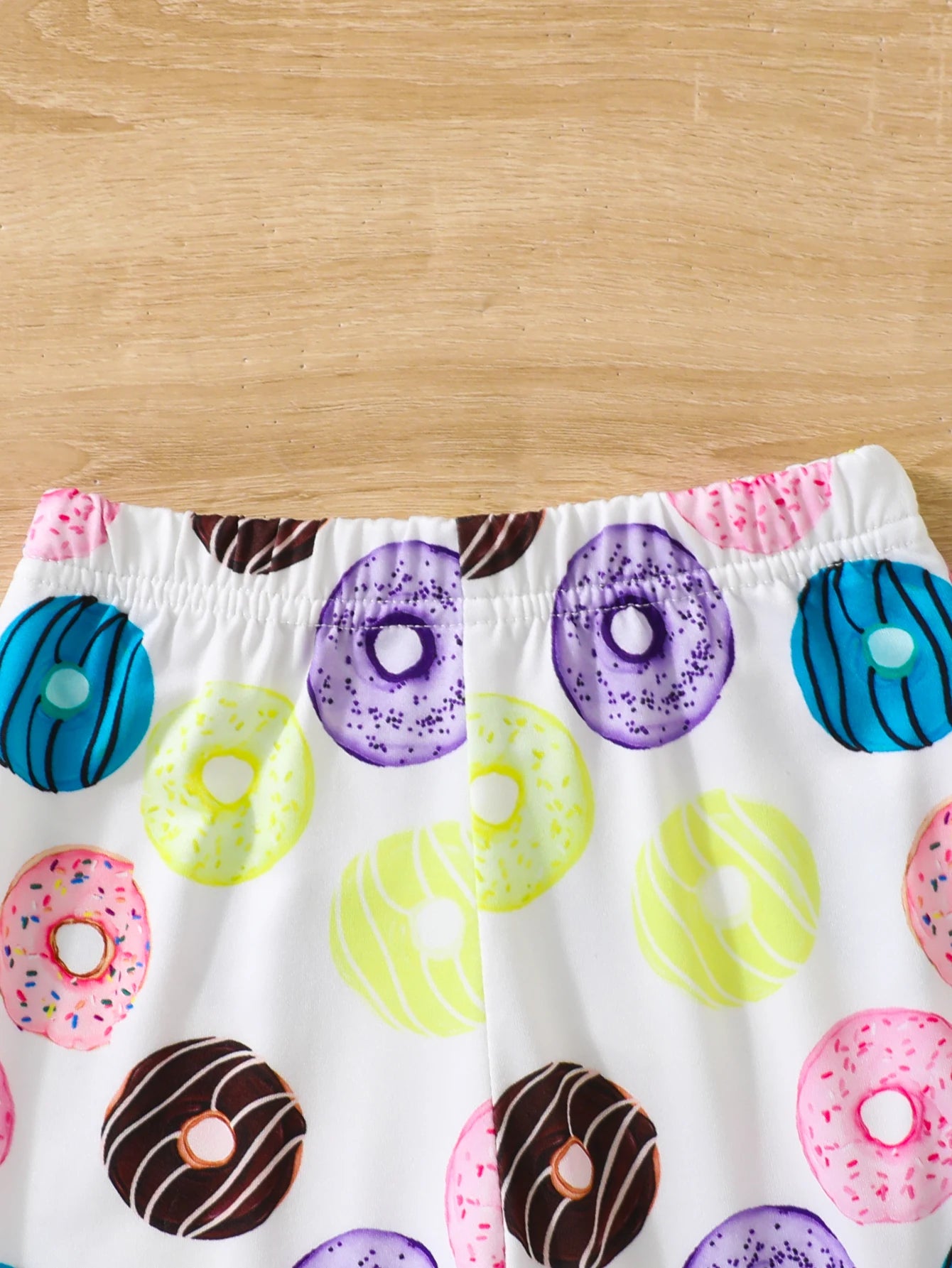 Girls two-piece set cartoon donut print anime flared pants set . 4-7 Yr