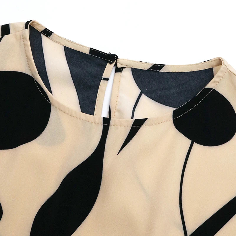 Summer Europe hot selling pleated round neck flare dress.
