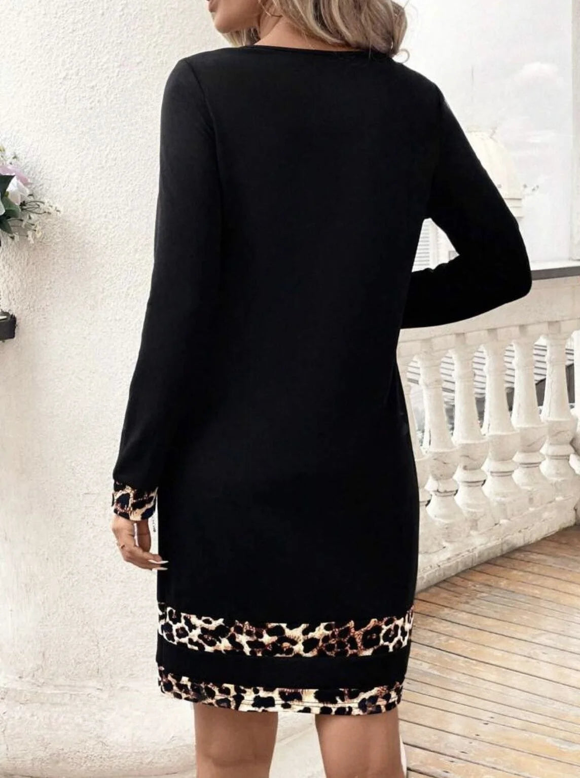 Women's long-sleeved leopard print spliced dress. S-XL