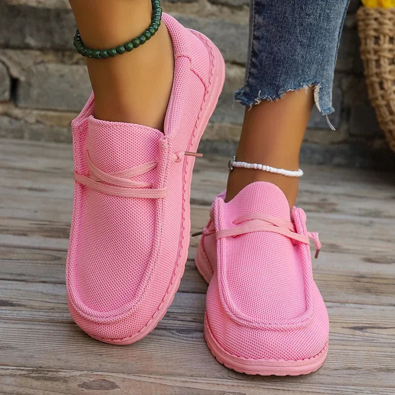 New Mesh Breathable Sneakers Women Thick Bottom Vulcanized Non-Slip Lace Up Casual Light Shoe.