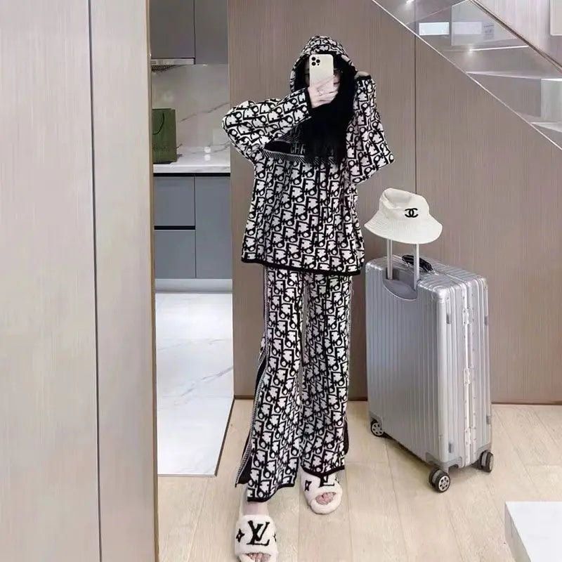 Letter Print Hooded Sweatshirt Set Women All Season New Wide Leg Pant Fashion Casual Two-piece Set . M-XXL