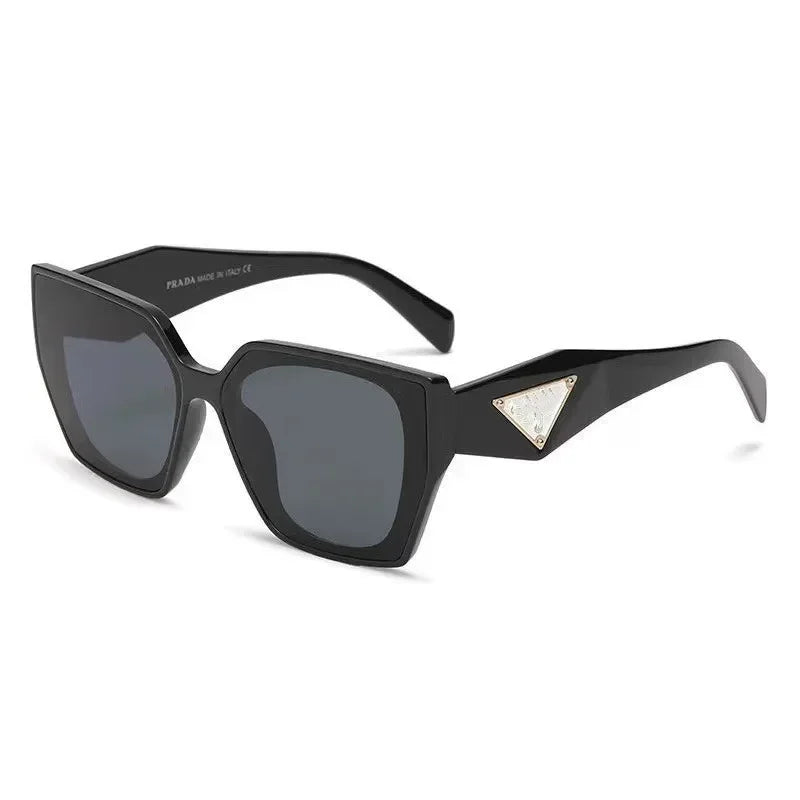 New Retro Ultra Clear Sun Glasses For Women