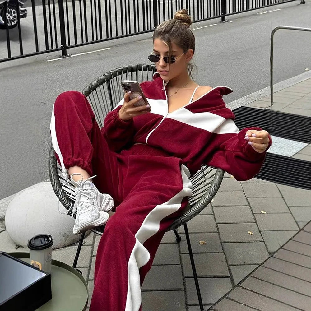Women Autumn and Winter New Hoodie+pants Two-piece Set Fashionable Casual Sports Set . S-XL