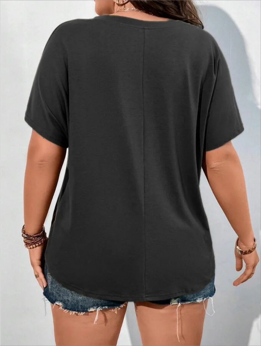 Plus Size High Quality European New Women's V-neck Casual Solid Colour Pocket T-shirt.