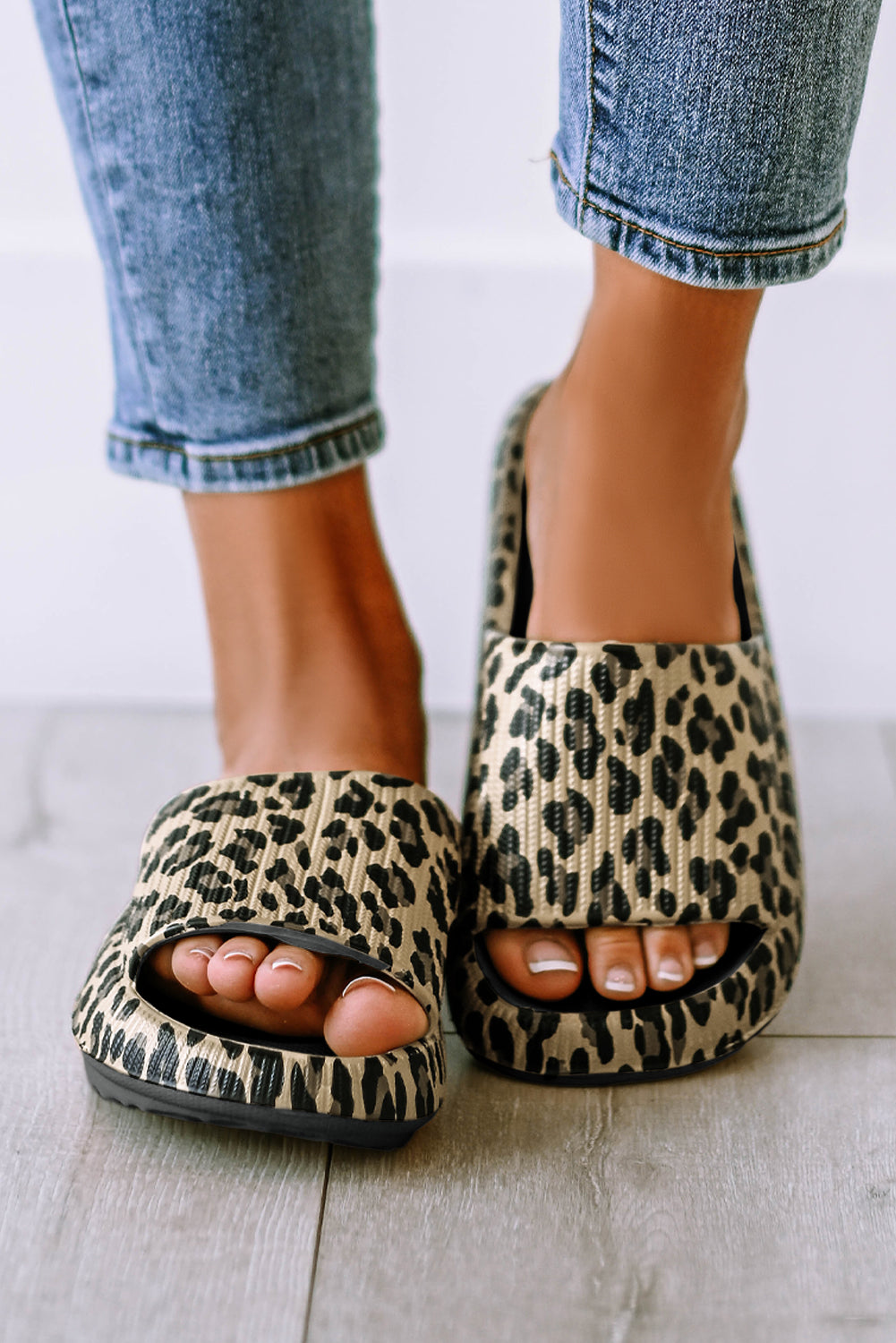 Black Leopard Print Thick Sole Slip-On Flip Flops