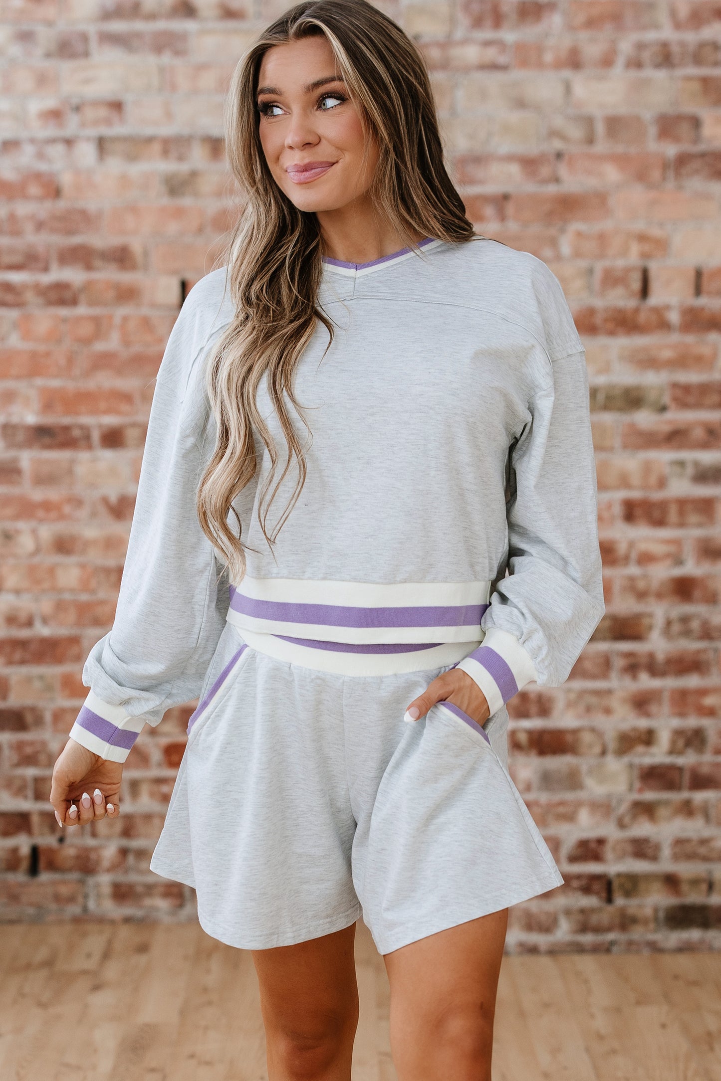 Light Grey Contrast Striped Bands Cropped Pullover Athletic Short Set