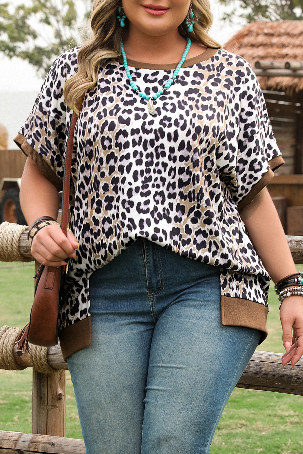 Leopard Contrast Trim Short Sleeve Loose Top – Plus Size Khaki 1X–4X