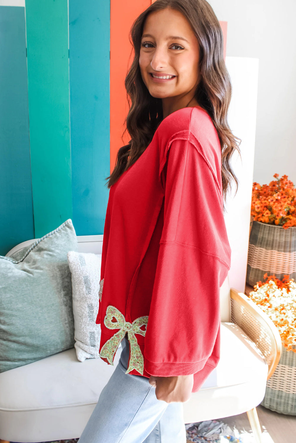 Floral Bow Patch Baggy Sweatshirt in Red