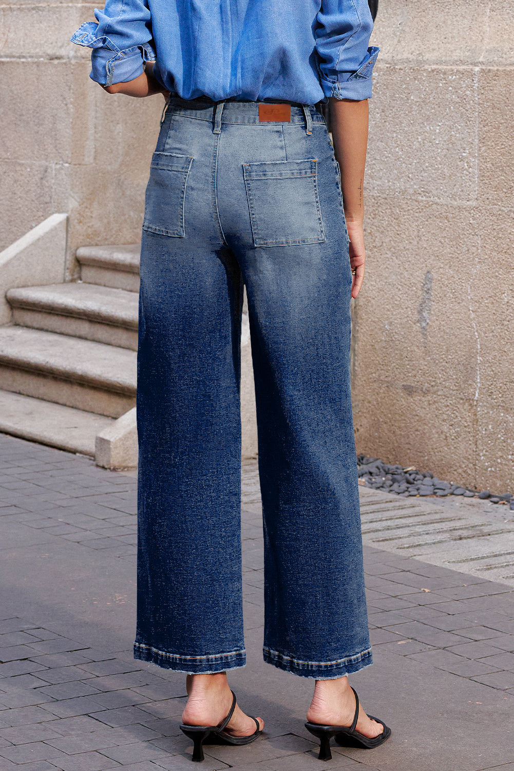 Blue Minimalist Patch Pocket Shift Jeans