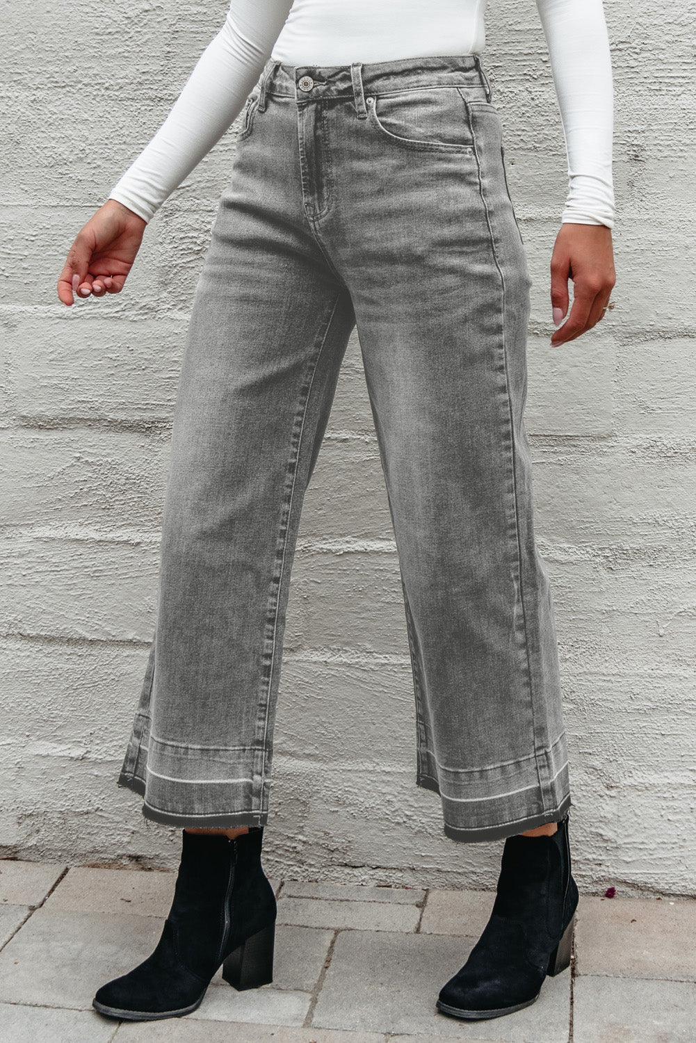 Gray Raw Hem Straight Leg High Waist Cropped Jeans