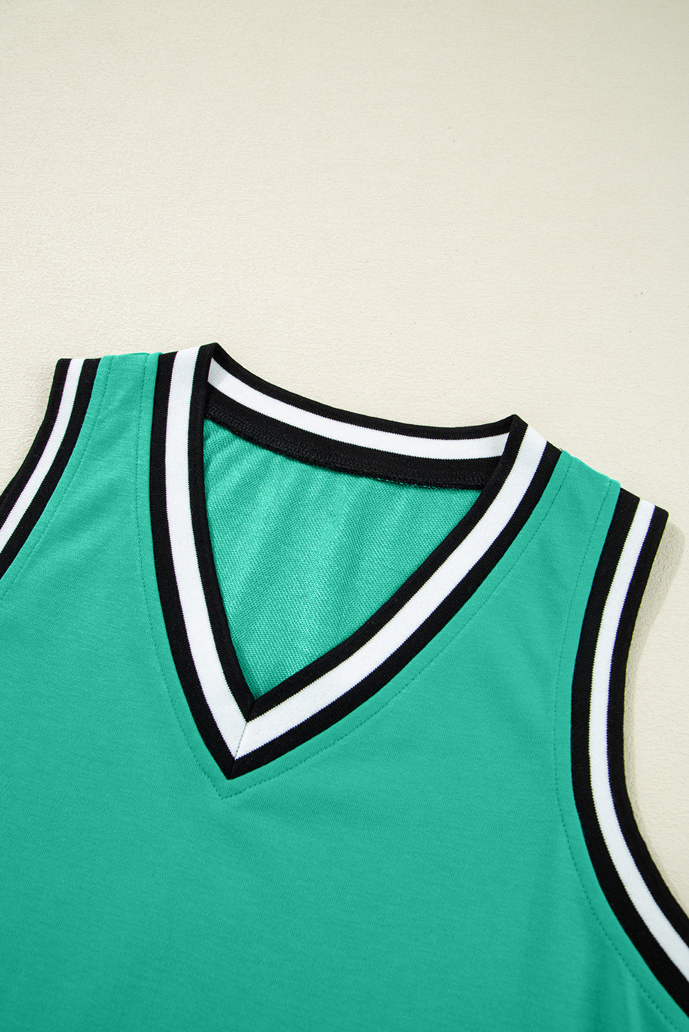Contrast Stripe Trim V-Neck Sleeveless Shift Mini Dress in Mint Green
