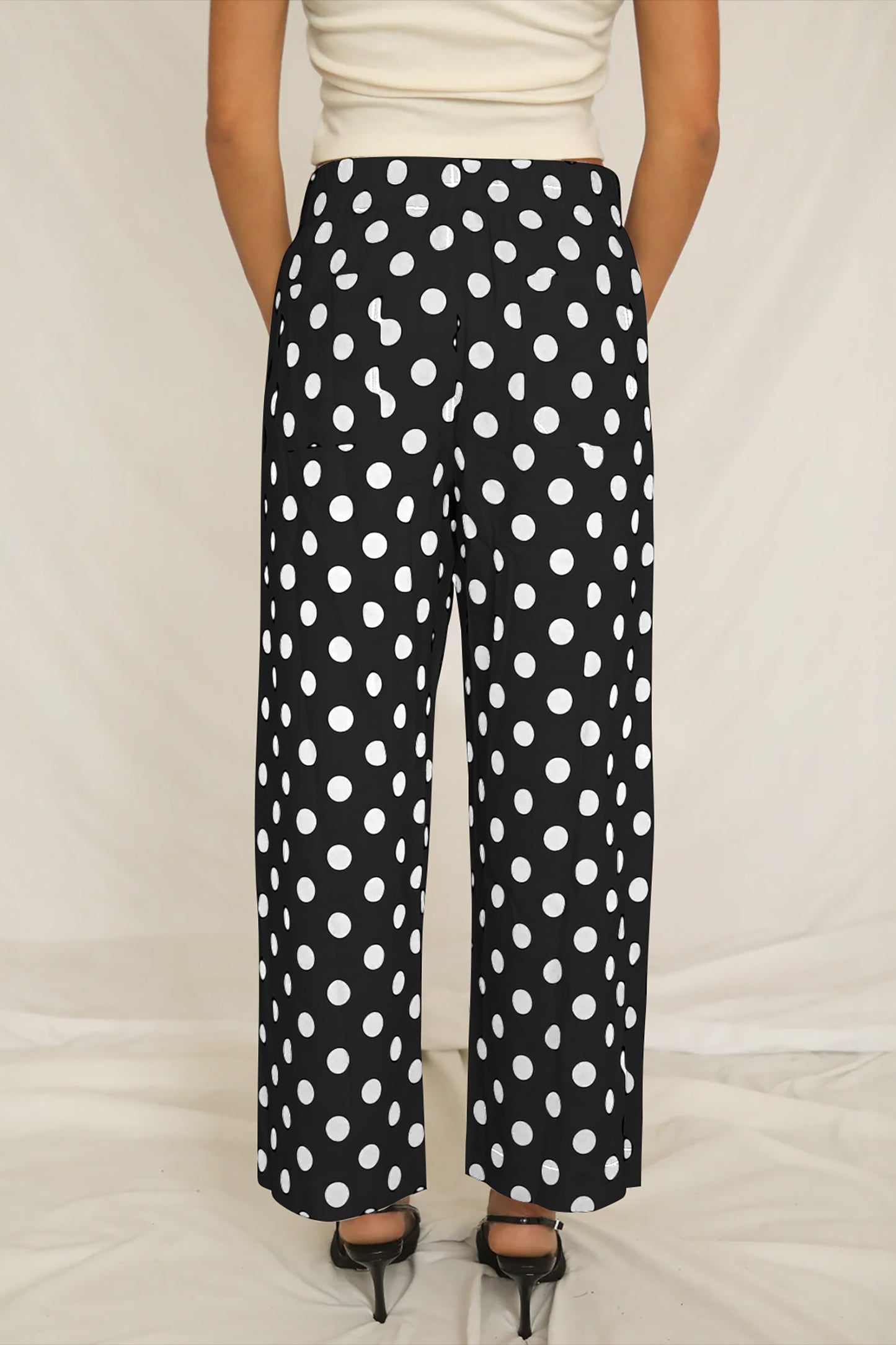 Polka Dot Print Cropped Straight-Leg Pants with Patched Pockets | Black & White