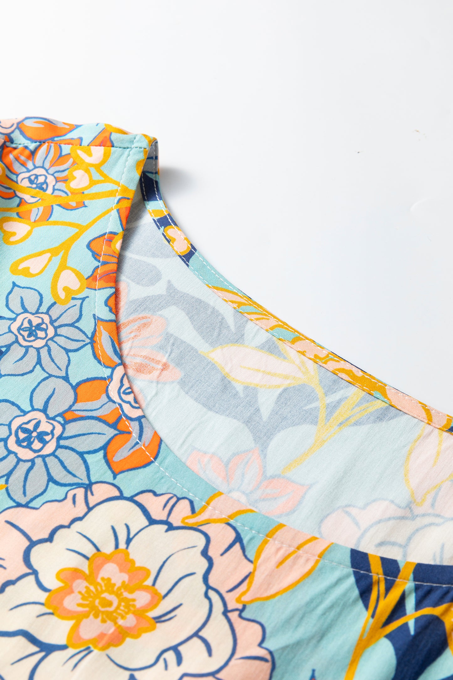 Plus Size Floral Flounce Sleeve Pleated Mini Dress in Blue
