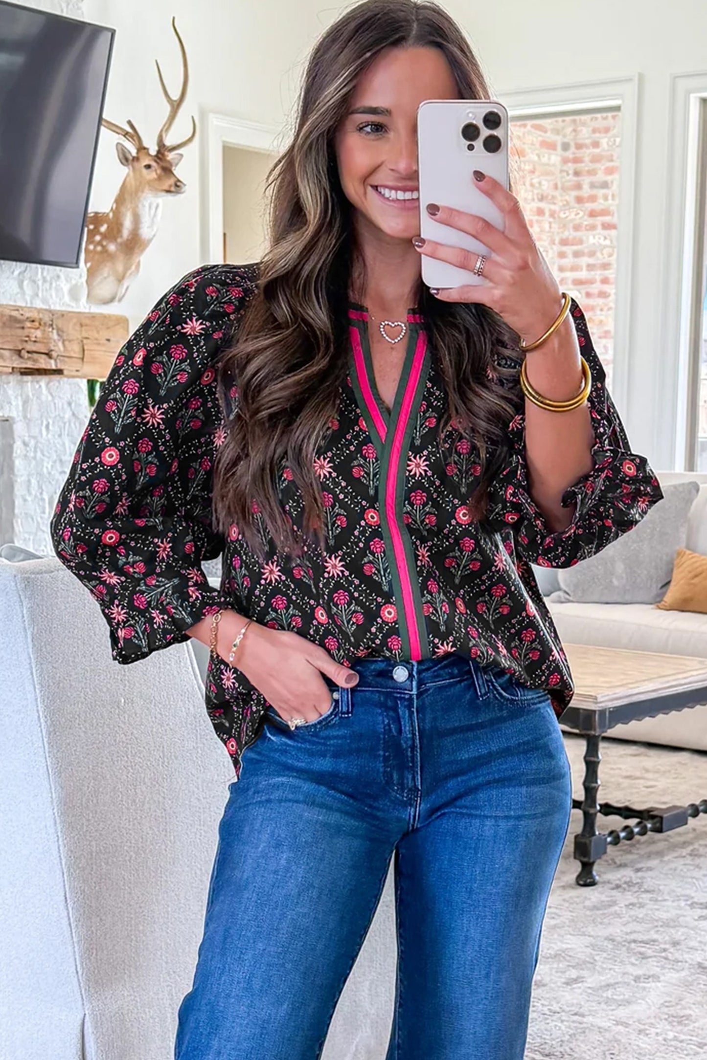 Vintage Floral Contrast V-Neck Bracelet Sleeve Blouse | Black | S–XL