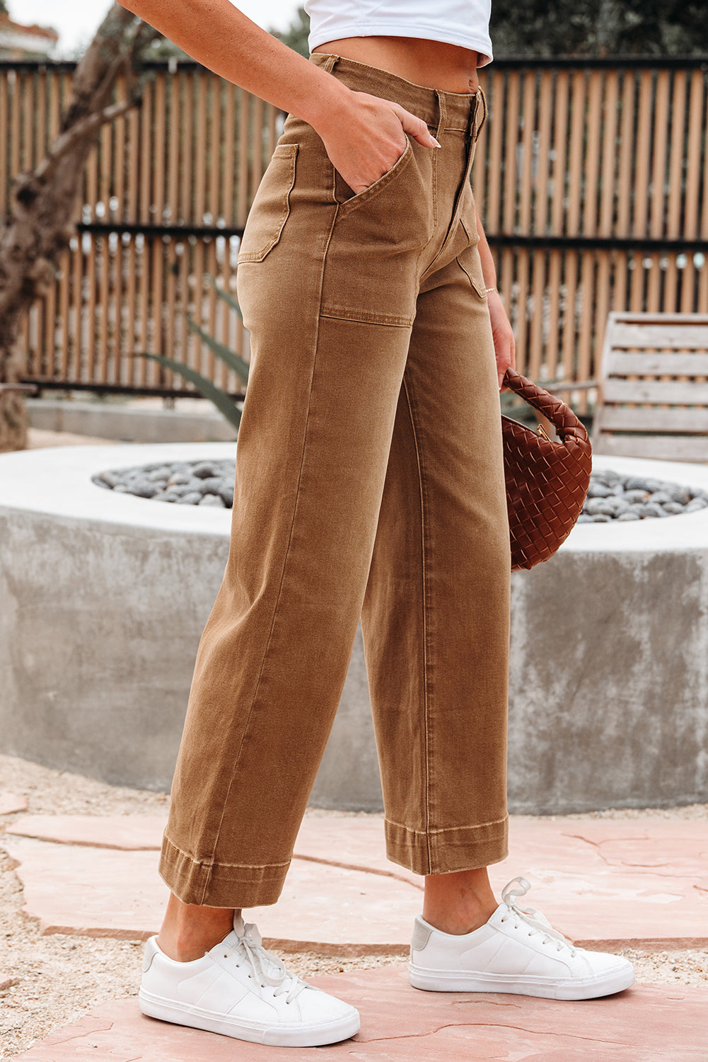 Cropped High Rise Wide Leg Jeans in Breen