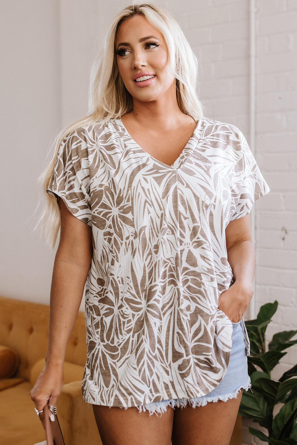 Floral Print V-Neck Short Sleeve Loose Blouse