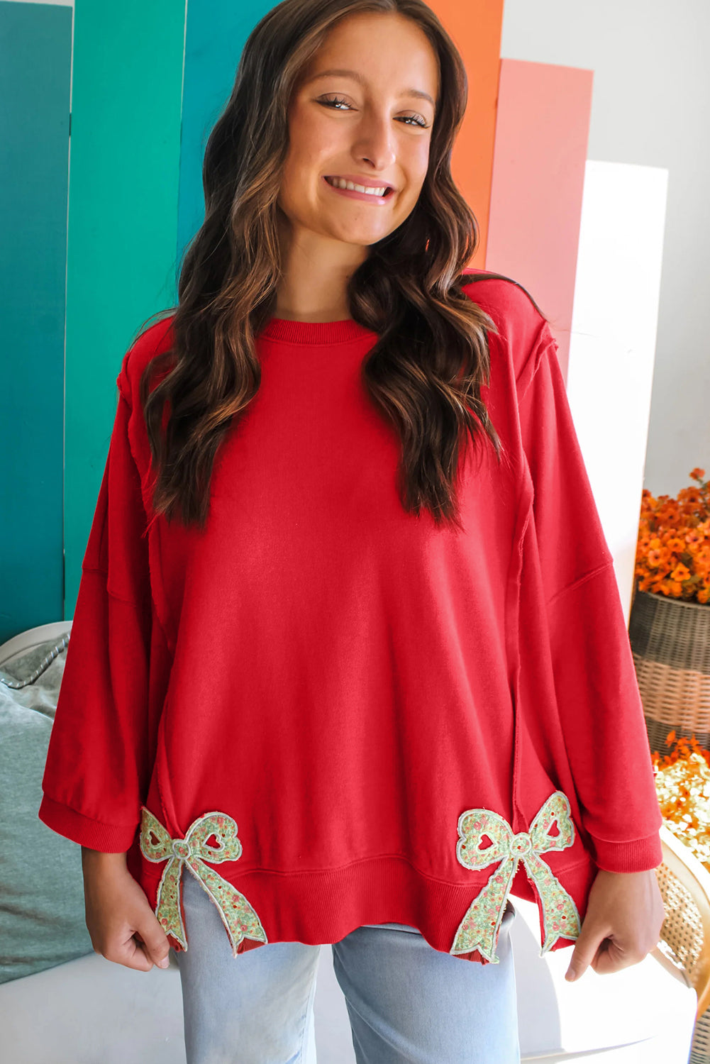 Floral Bow Patch Baggy Sweatshirt in Red