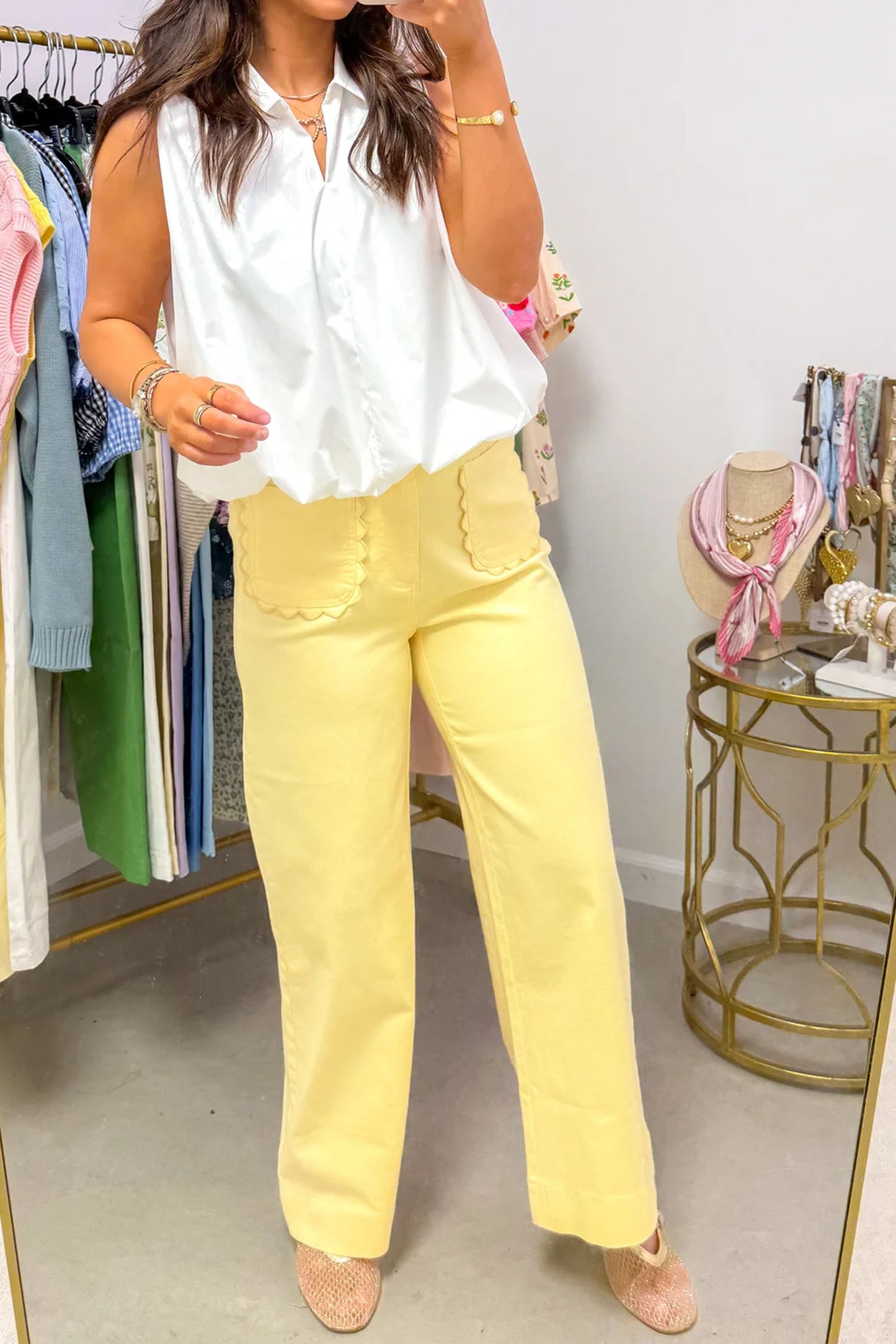 Womens Relaxed Fit Jeans with Pockets Size 4–16