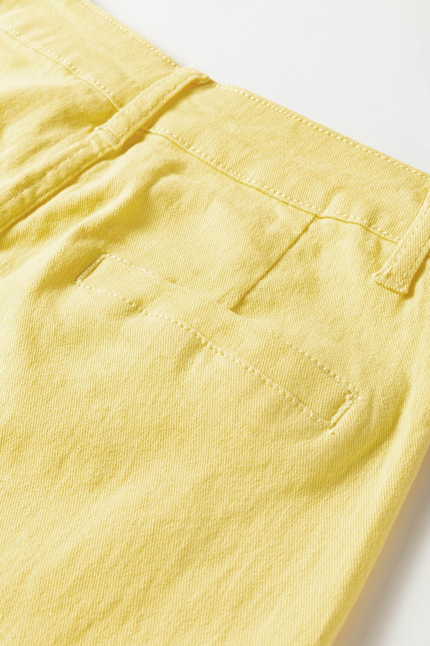Womens Relaxed Fit Jeans with Pockets Size 4–16