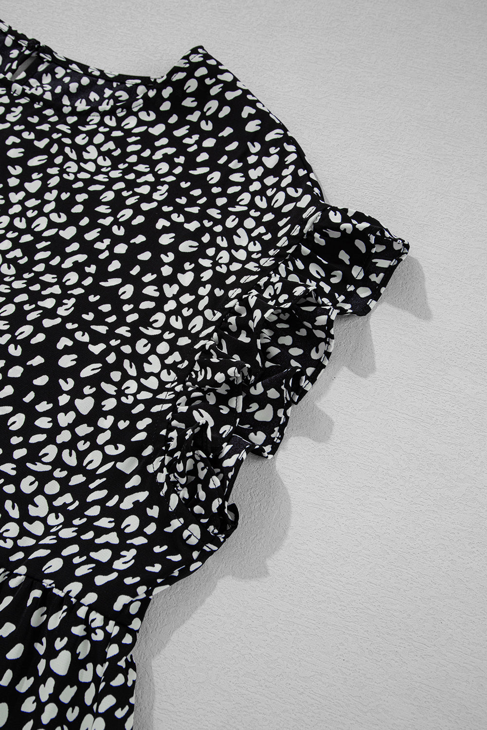 Leopard Print Ruffled Sleeve Tiered Flowy Blouse – Black Plus Size 1X–4X