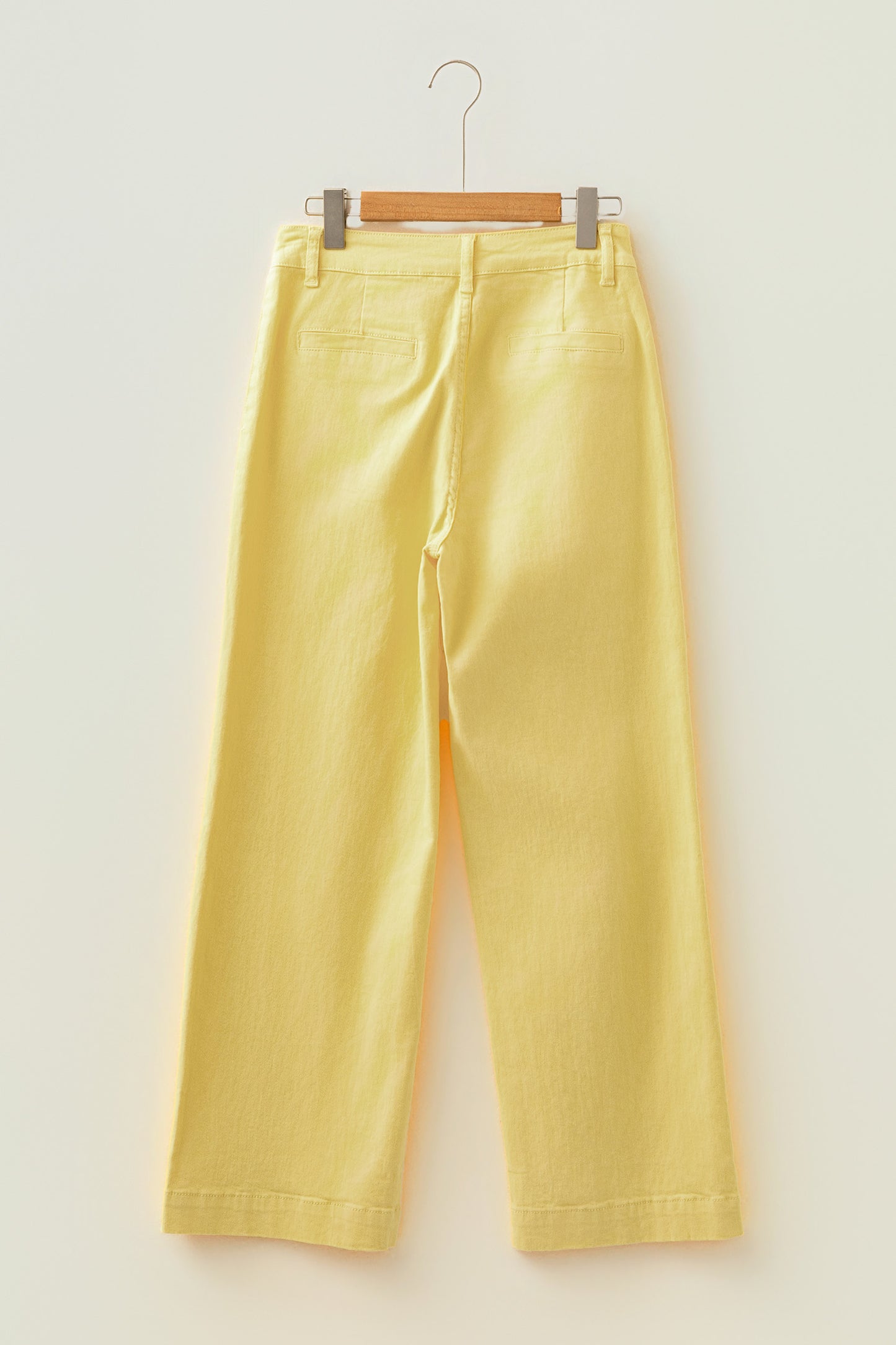 Womens Relaxed Fit Jeans with Pockets Size 4–16