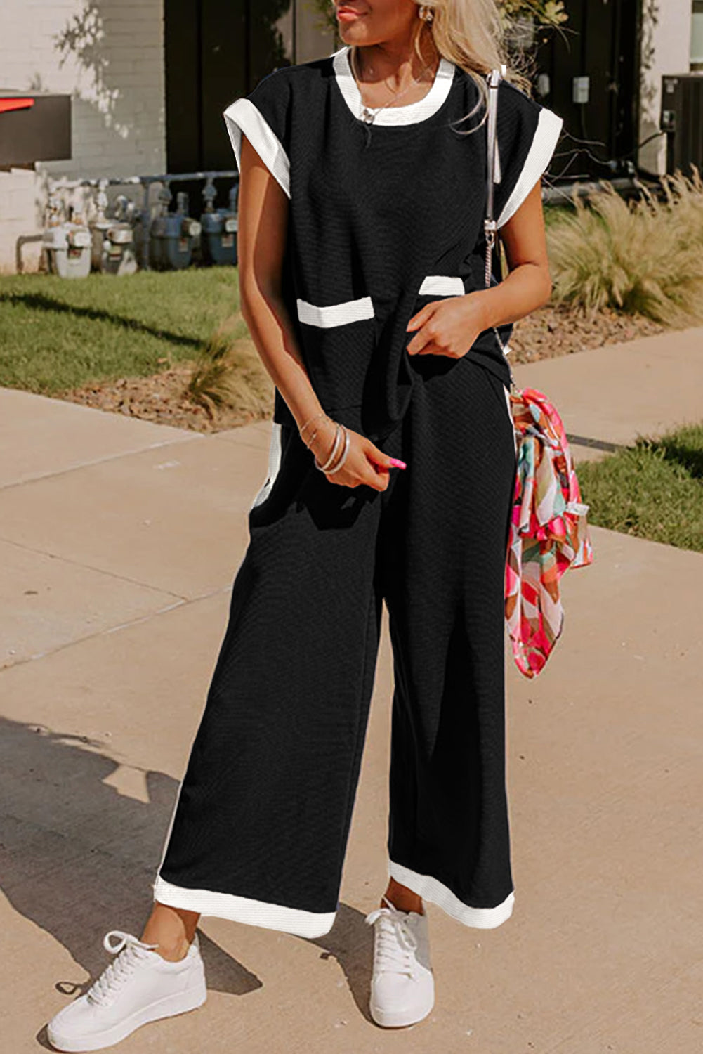 Navy Blue & Black Color Block Pocketed Cap Sleeve Tee Wide Leg Pants Set
