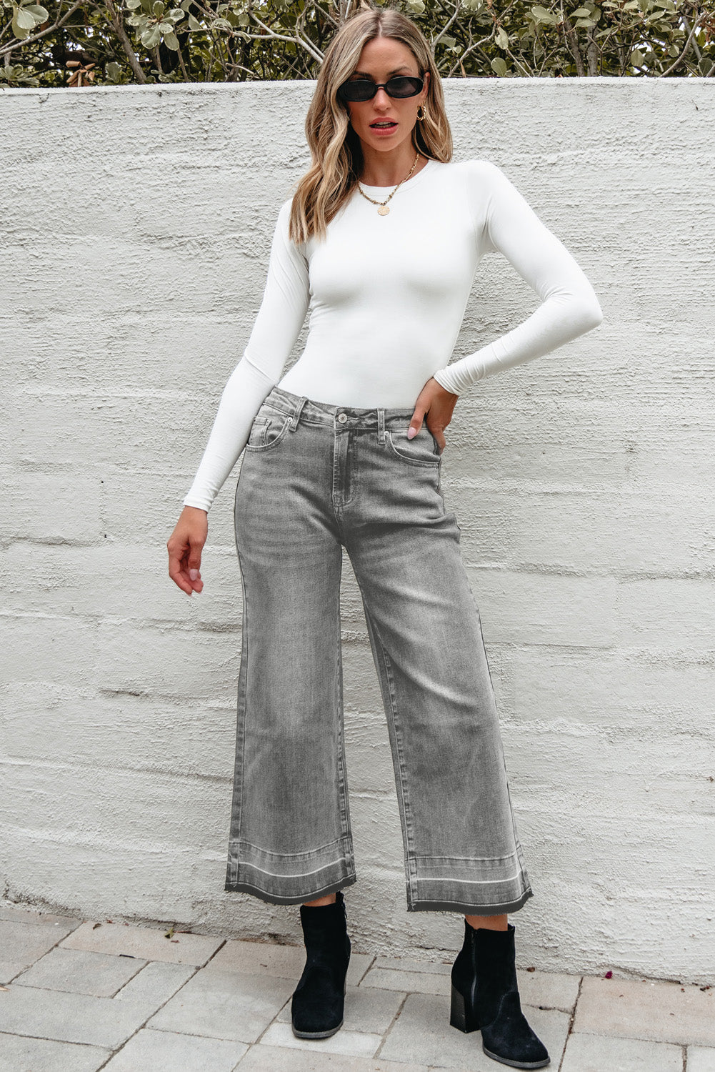 Gray Raw Hem Straight Leg High Waist Cropped Jeans