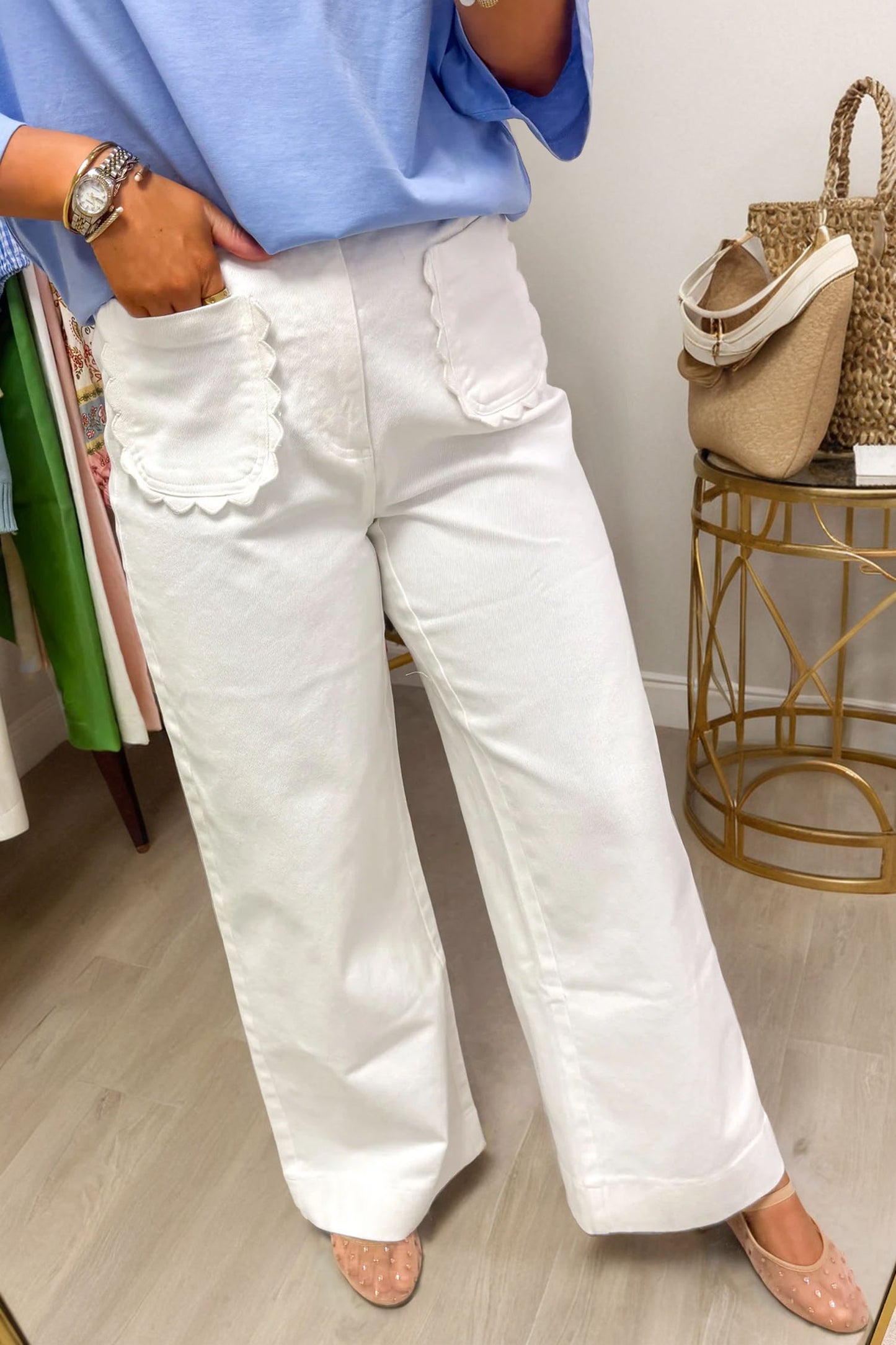Womens Relaxed Fit Jeans with Pockets Size 4–16