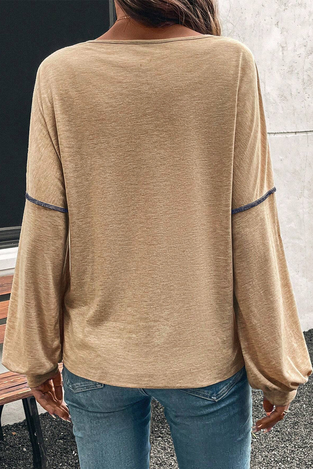 Exposed Stitching Colorblock V-Neck Top in Blue & Tan
