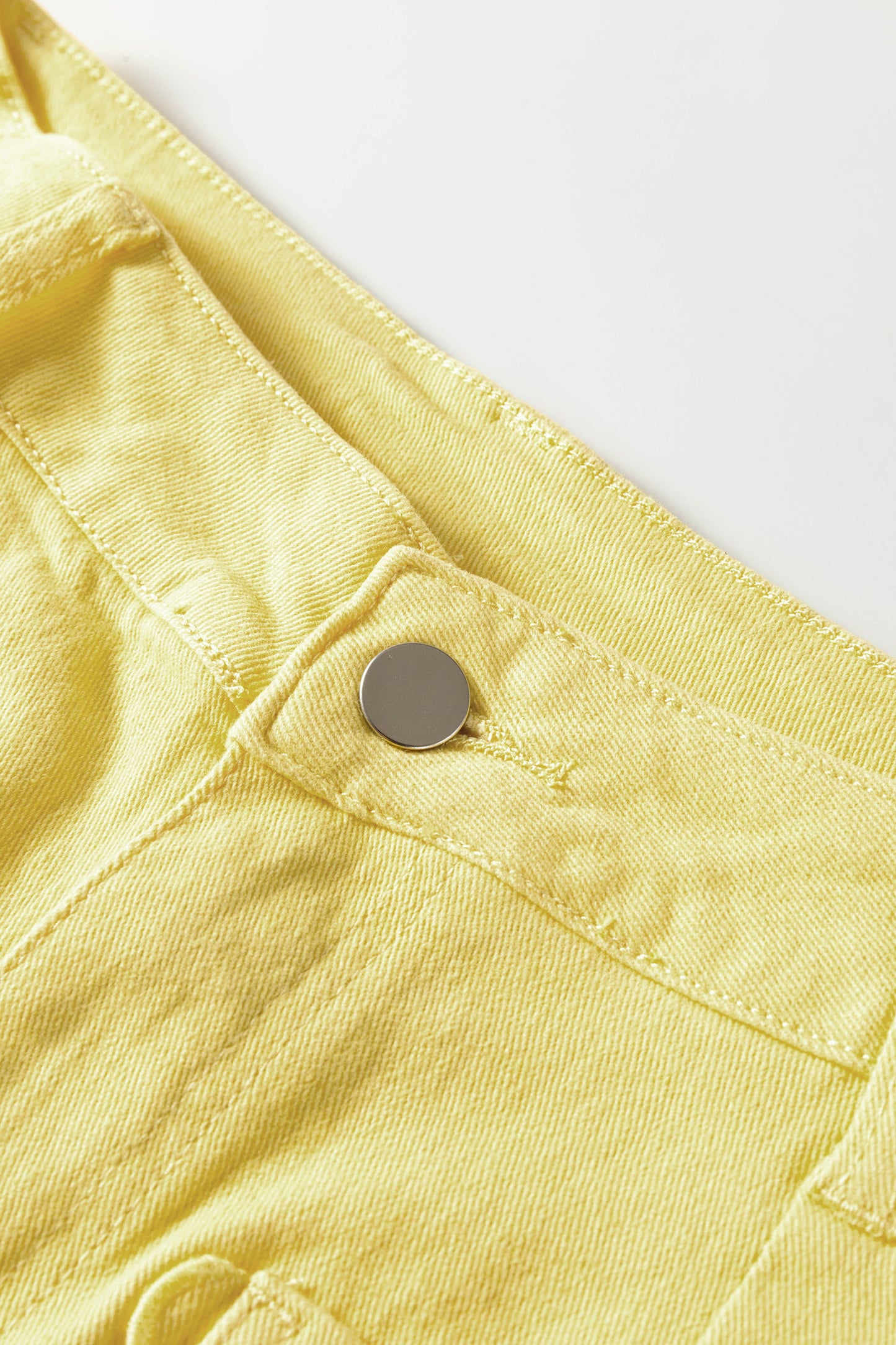 Womens Relaxed Fit Jeans with Pockets Size 4–16